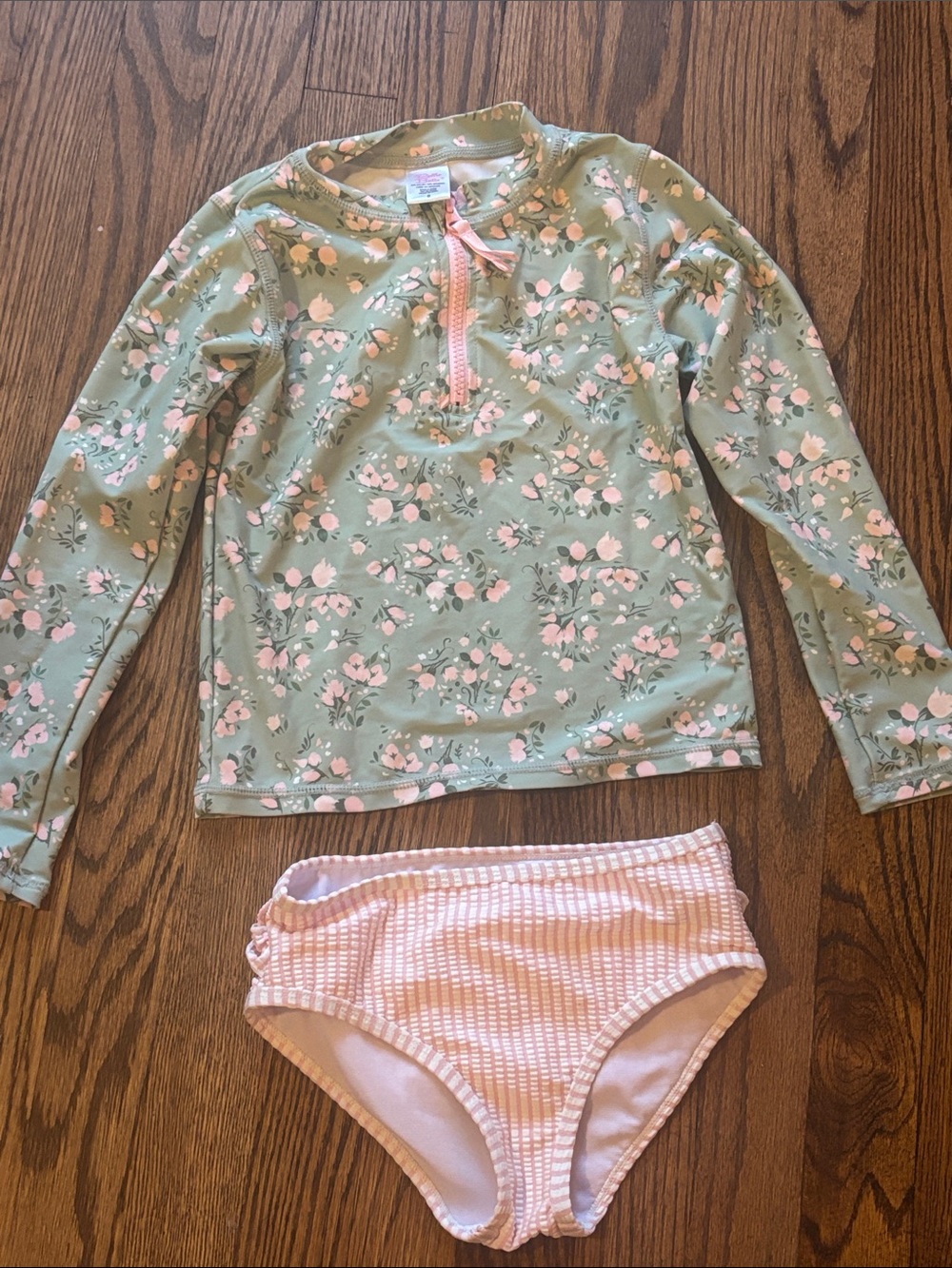 Kids Long Sleeve Rash Guard Swim Set - Sage Green Floral & Pink Bottoms size 6